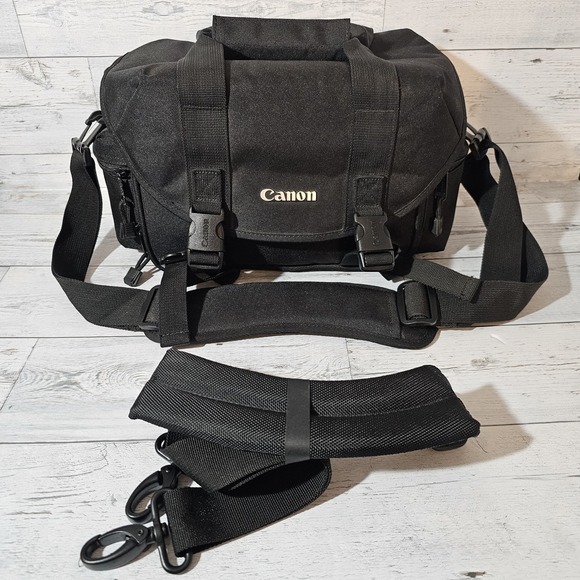 Canon Other - Genuine Canon Deluxe Camera Bag for EOS Cameras Medium Large Photo Video Gadgets